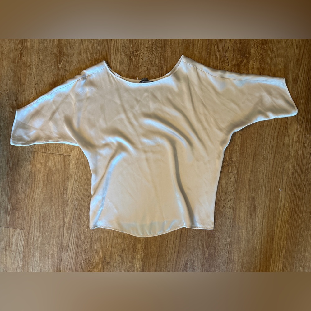 Vince Silk Batwing Sleeve Cream Blouse - Picture 5 of 7